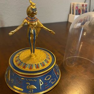 franklin mint selket, The Magic Protectress